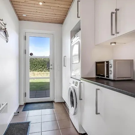 Дом отдыха C11322-tarm-sivsangervaenget-49 *